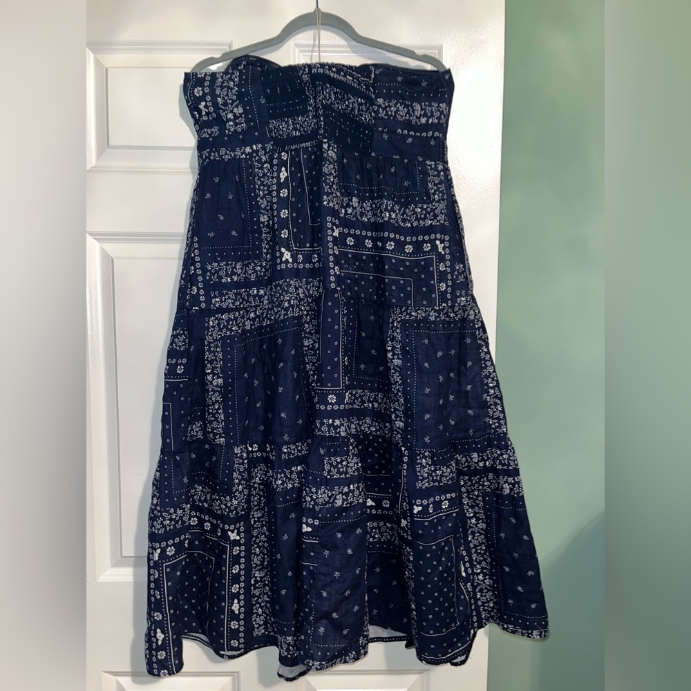 Universal Threads Paisley Patterned Navy Dress! - image 3